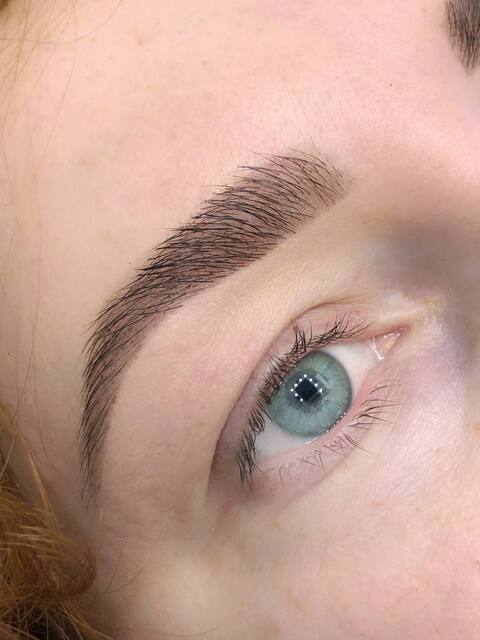 Ламинирование бровей и ресниц