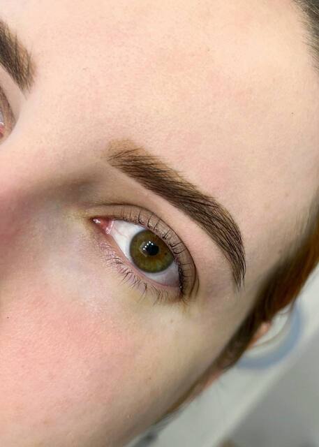 Ламинирование бровей и ресниц