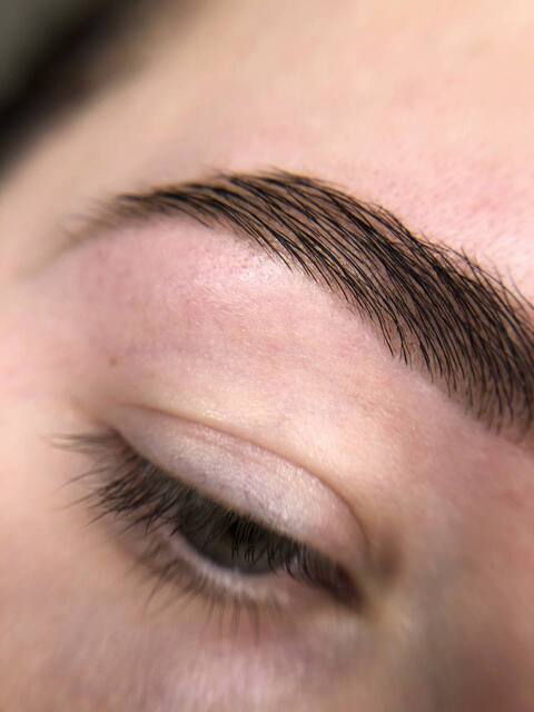 Ламинирование бровей и ресниц